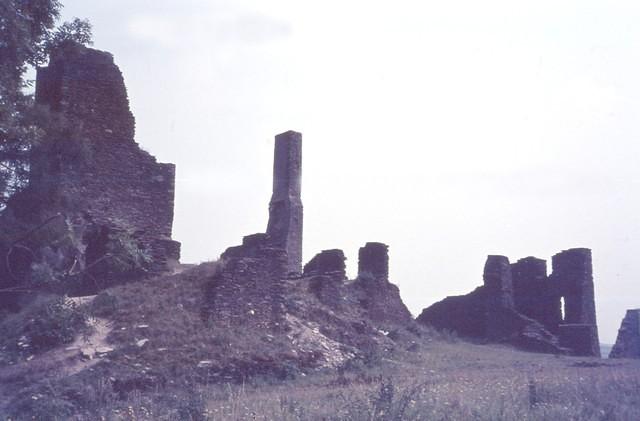 Ruine Bourscheid1